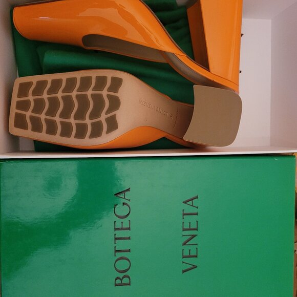 Bottega Veneta Tower Pump Supergloss Tangerine